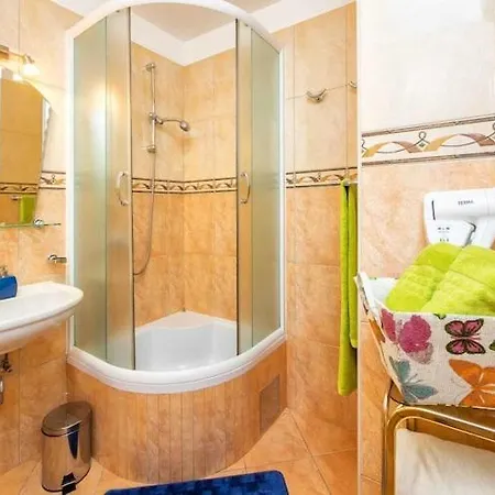 Apartmán Luxury Center - Two Bedroom With Balcony