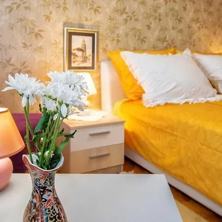 Apartmán Luxury Center - Two Bedroom With Balcony Split